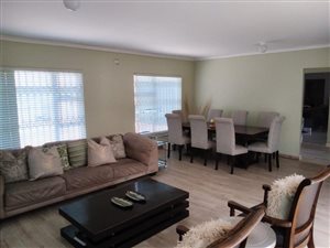 3 Bed House in Vista Park