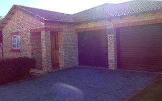 3 Bedroom Townhouse in Lorraine