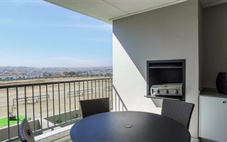 3 Bedroom Apartment in Waterfall Estate