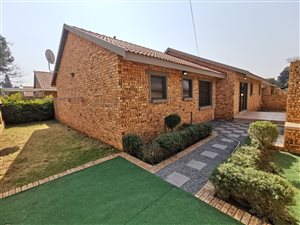3 Bed House in New Redruth