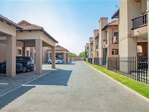 2 Bed Apartment in Van Dyk Park