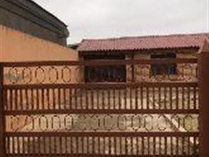 2 Bed House in Daveyton