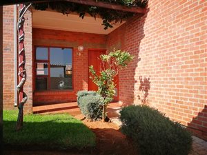 2 Bed Apartment in Amorosa