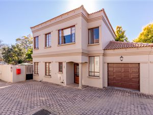 3 Bed Cluster in Blackheath