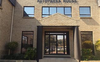 150 m² Office Space in Glenhazel