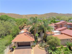 4 Bed House in Featherbrooke Estate