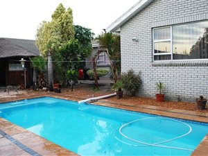 5 Bed House in Rouxville
