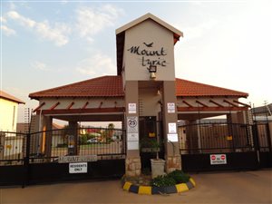 505 m² Land available in Melodie