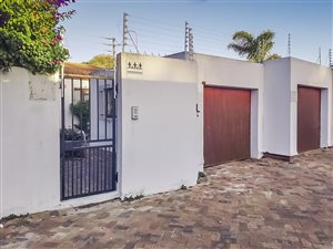 3 Bed House in Pinelands