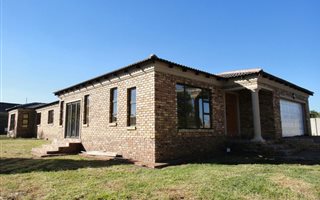 4 Bedroom House in Sunnyridge