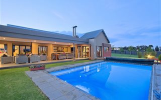 10 Bedroom House in Dunblane Estate