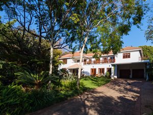 4 Bed House in Waterkloof