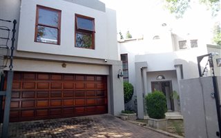 5 Bedroom House in Menlo Park