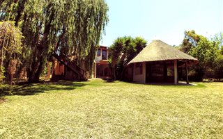 6 Bedroom House in Glen Austin