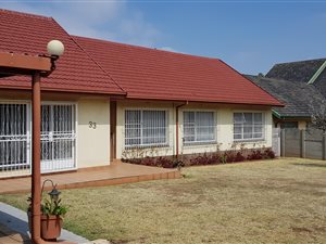 4 Bed House in Parkrand