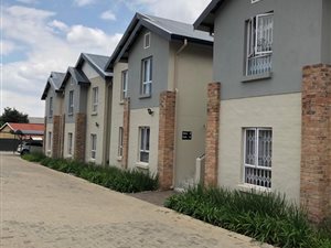 2 Bed Townhouse in Malanshof
