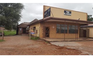 1251 m² Commercial space in Postmasburg