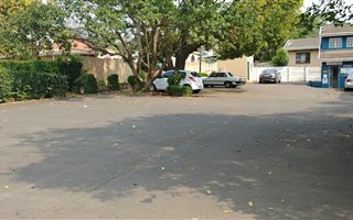 113 m² Office Space in Montclair
