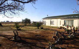11.4 ha Farm in Waterbron