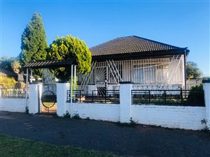 1050 m² Commercial space in Forest Hill