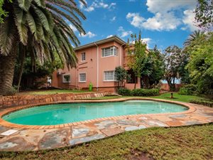 4 Bed House in Greenside