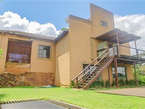 3 Bed House in Forest Hills