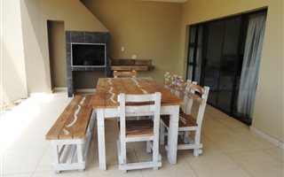 3 Bedroom Apartment in Uvongo