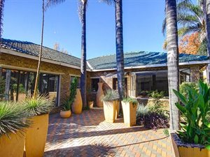 3 Bed House in Emmarentia