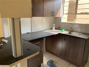 2 Bed Flat in Winchester Hills