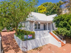 4 Bed House in Morningside