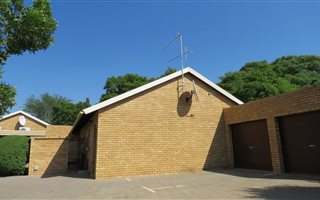 3 Bedroom Townhouse in Sinoville