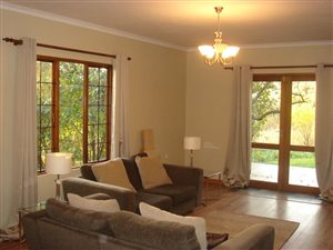2 Bed Garden Cottage in Chartwell