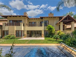 4 Bed Cluster in Houghton Estate
