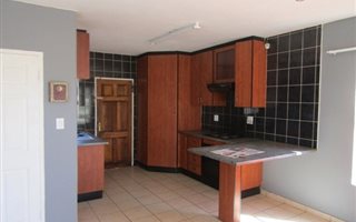 3 Bedroom House in Grobler Park