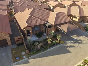 3 Bed House in Sunward Park