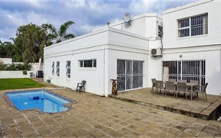 5 Bedroom House in Die Boord