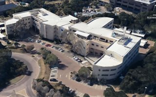400 m² Office Space in Midridge Park