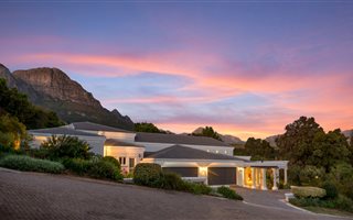 5 Bedroom House in Erinvale Estate