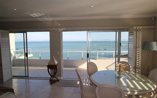 4 Bedroom Apartment in Greenways