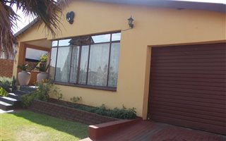 3 Bedroom House in Shalimar Ridge