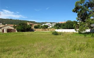 1268 m² Land available in Seaside Longships