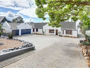 6 Bed House in Eversdal