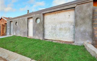 4 Bedroom House in Dobsonville