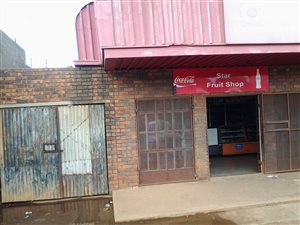 146 m² Commercial space in Dhlamini