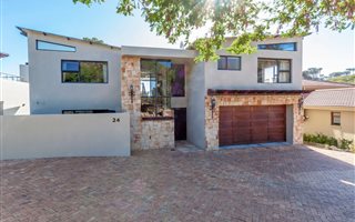 3 Bedroom House in Dennegeur