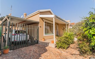 2 Bedroom House in Westdene