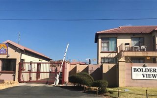 2 Bedroom Townhouse in Alberton