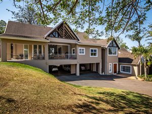 4 Bed House in Bothas Hill