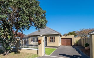 2 Bedroom House in Southfield