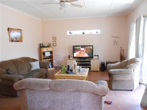 3 Bed House in Cosy Corner